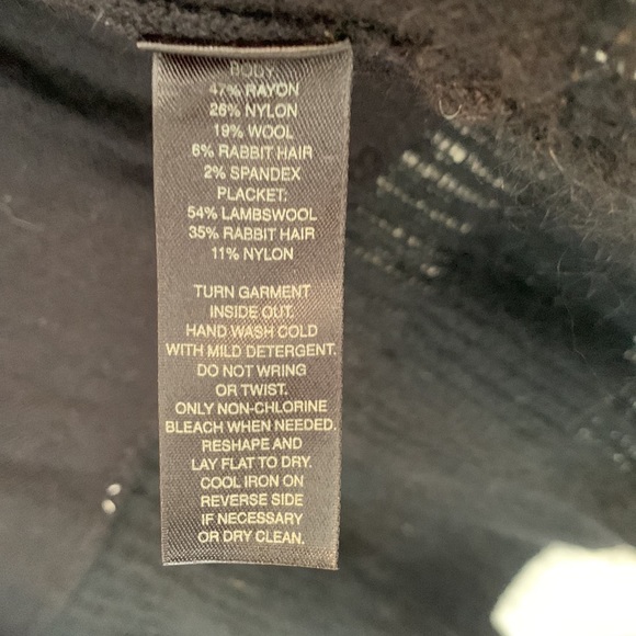 WHBM Cardigan Sweater size Small - Picture 5 of 9